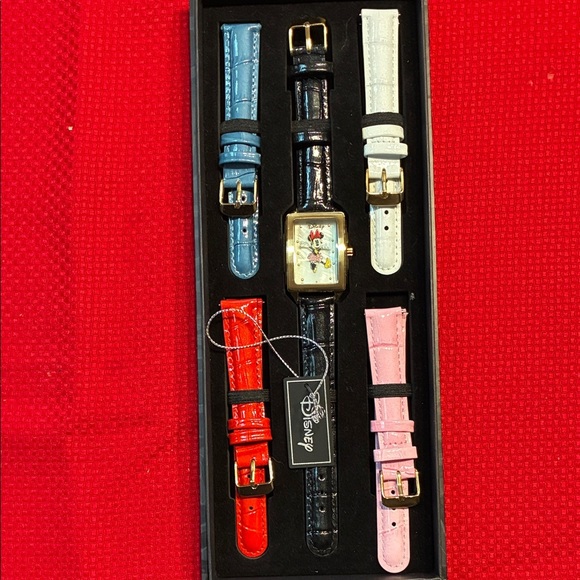 Disney Gold and Black Watch with Minnie Mouse boxed set - Picture 1 of 9